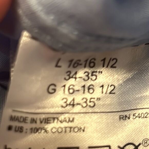 Banana Republic light blue patterned button down L - Picture 6 of 6